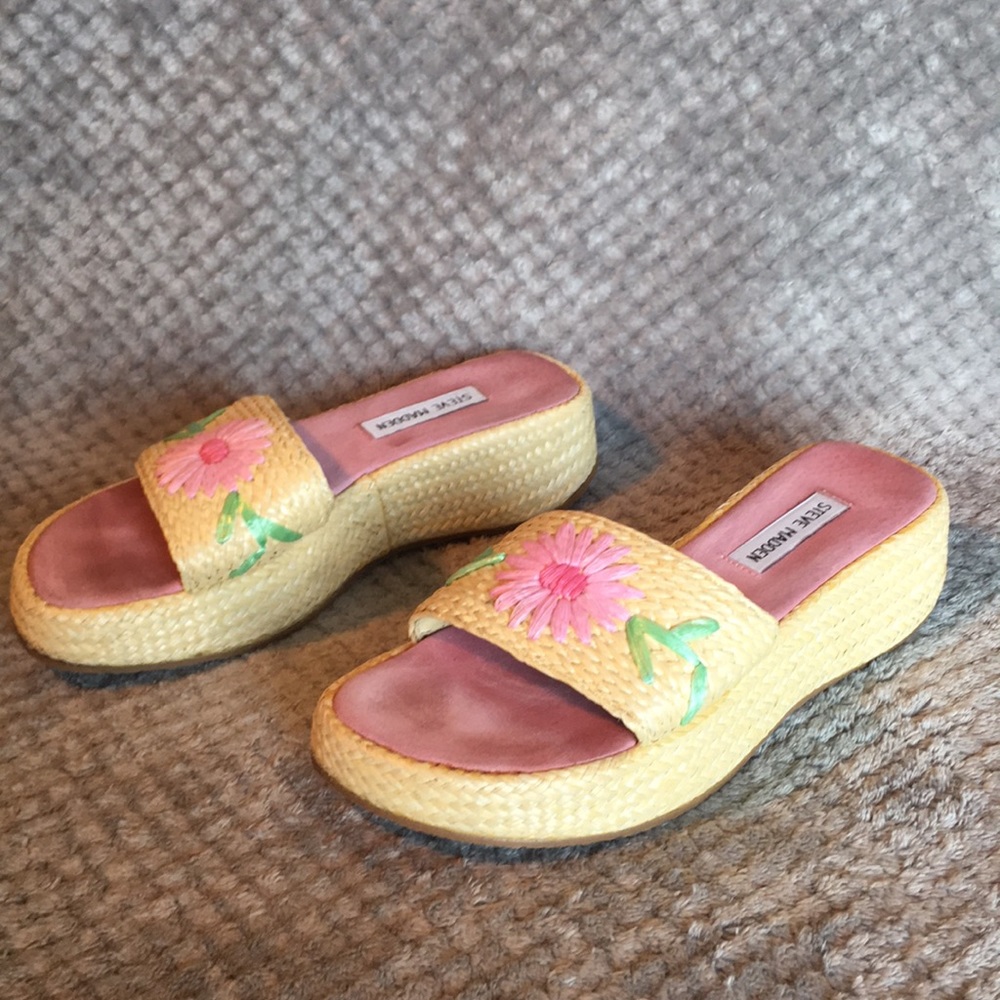 Steve Madden Espadrille Platform Flower Sandals - Picture 2 of 8